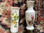 Vaas porselein miniatuur hoog 7 cm // twee stuks, Ophalen of Verzenden
