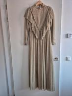 Gouden Maxi Jurk met Ruches - Maat 36, Maat 38/40 (M), Beige, Ophalen of Verzenden, Zo goed als nieuw