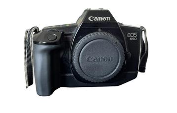 Canon EOS 650 body. zgan beschikbaar voor biedingen