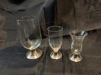 Curiosa Set van 3 glazen met zilverkleurige/verzilverde Voet, Verzamelen, Ophalen, Gebruikt, Bierglas