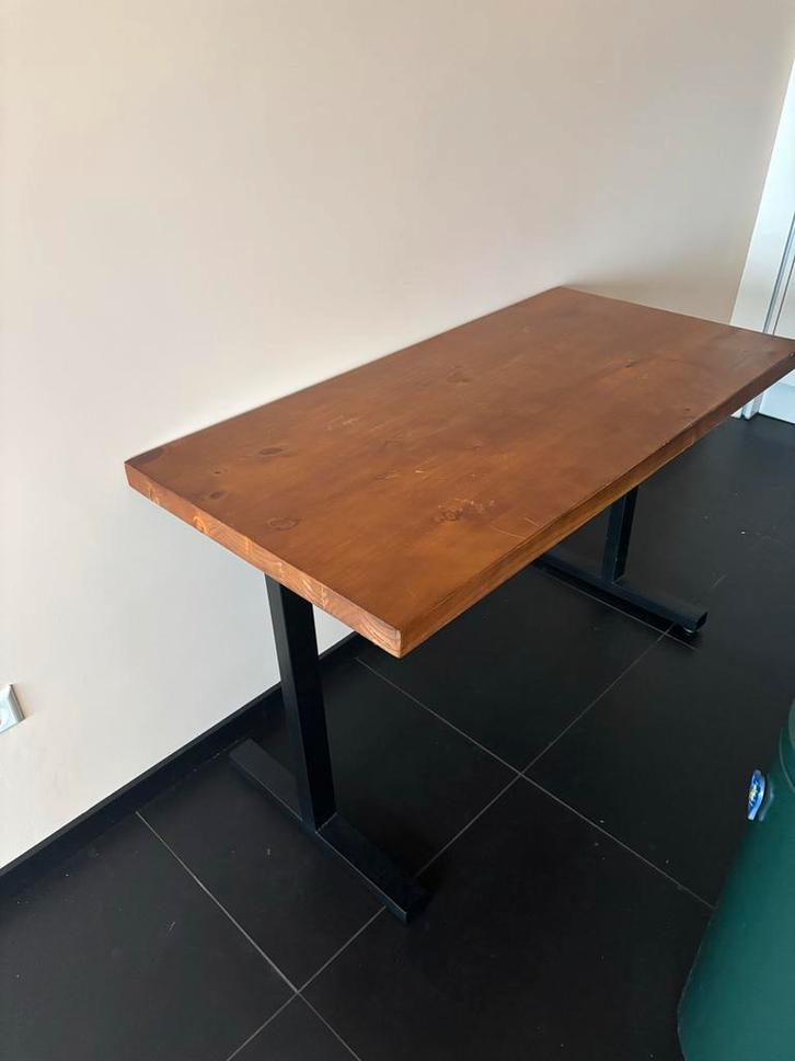 Donkerbruin bureau 120x60 met gebruikssporen, Antiek en Kunst, Antiek | Meubels | Tafels, Ophalen