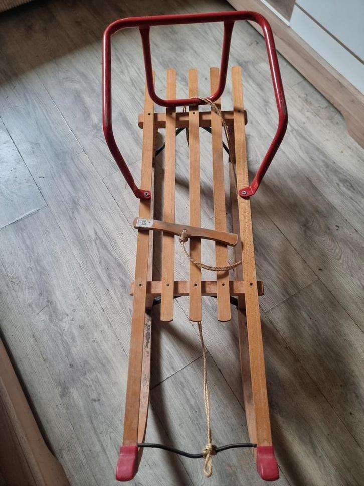 Slee met rugleuning, Kinderen en Baby's, Speelgoed | Buiten | Sleeën, Zo goed als nieuw, Hout, Rugleuning, Ophalen