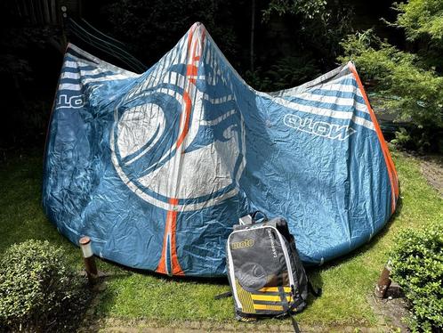 Cabrinha Moto 10m uit 2020, Watersport en Boten, Kitesurfen, Zo goed als nieuw, Kite, 10 m², Geen board, Ophalen of Verzenden