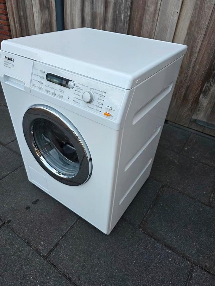 Miele SoftCare 8 kg 1600 toeren wasmachine A++, Witgoed en Apparatuur, Wasmachines, Zo goed als nieuw, Voorlader, 8 tot 10 kg