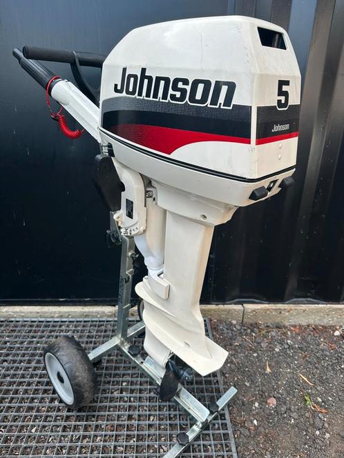 Johnson 5 pk, Watersport en Boten, Buiten- en Binnenboordmotoren, Gebruikt, Benzine, 10 tot 30 pk, Elektrische start, Ophalen