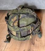 M95 kelvar gevechtshelm met camo overtrek - maat S, Verzamelen, Militaria | Algemeen, Ophalen of Verzenden, Landmacht, Nederland