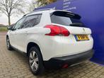 Peugeot 2008 1.2 PureTech Allure, Auto's, Voorwielaandrijving, Euro 5, Stof, Gebruikt