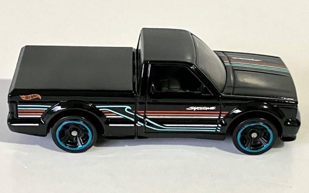 Hot Wheels Mystery Models '91 GMC Syclone, black, Hobby en Vrije tijd, Modelauto's | Overige schalen, Nieuw, Auto, Ophalen
