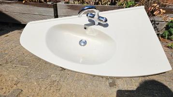 Wasbak badkamer met Grohe kraan beschikbaar voor biedingen