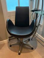 Kappers stoelen 2 stuks €50, Ophalen