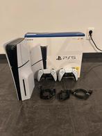 Playstation 5 slim disc + 2 controllers, Spelcomputers en Games, Spelcomputers | Sony PlayStation 5, Ophalen of Verzenden, Zo goed als nieuw
