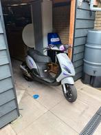 Piaggio zip 70cc 2takt, Fietsen en Brommers, Scooters | Piaggio, Ophalen, Tweetakt, Zo goed als nieuw, 70 cc