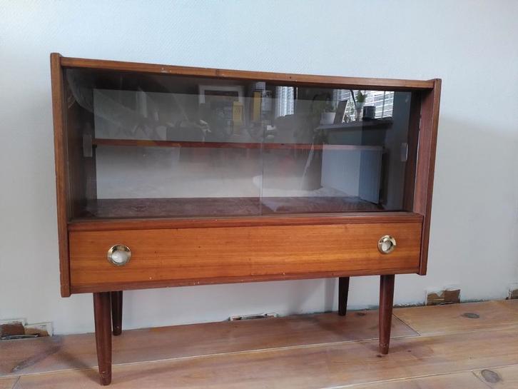 Vintage 60s theekastje / vitrinekastje met lade, Huis en Inrichting, Kasten | Vitrinekasten, Gebruikt, Minder dan 100 cm, 50 tot 100 cm