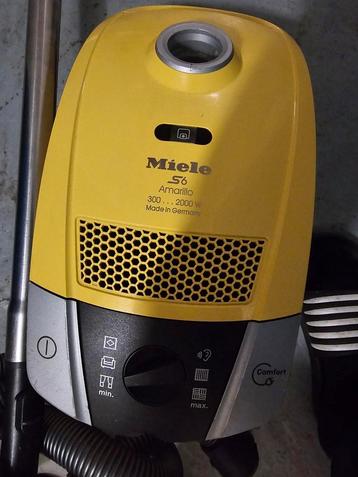 Miele Stofzuiger - S6 Amarillo beschikbaar voor biedingen