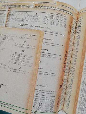 100 jaar telefonie, ephemera en hobby boek beschikbaar voor biedingen