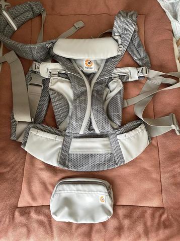 Ergobaby Omni breeze draagzak wavy grey limited edition beschikbaar voor biedingen