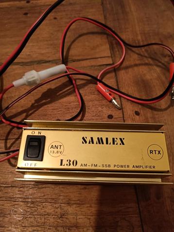 Samlex L30 amplifier  beschikbaar voor biedingen