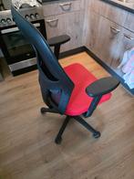Maassluis! Twee rode bureaustoelen te koop, €50 per stuk., Ophalen, Zo goed als nieuw, Rood