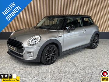 Mini Mini 1.5 Cooper Chili Serious Business NL auto | Schuif beschikbaar voor biedingen