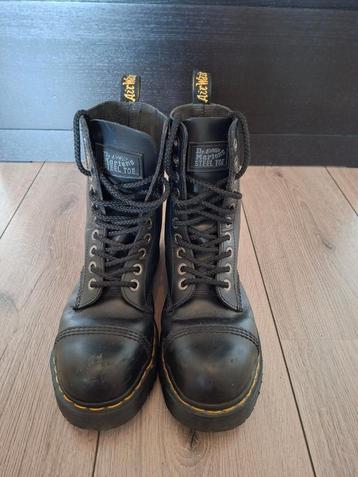Dr martens steel toe beschikbaar voor biedingen