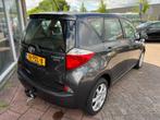 Toyota Verso-S 1.3 VVT-i Aspiration - 6 Bak - Camera - Navi, Voorwielaandrijving, Euro 5, Stof, Gebruikt