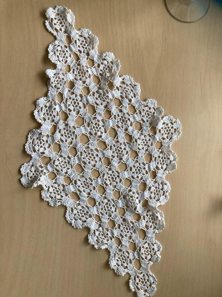 Handgemaakt Gehaakte  Kleedjes, Antiek en Kunst, Antiek | Kleden en Textiel, Ophalen of Verzenden