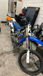 Yamaha yzf 250 4 t te koop (staat in de weg), Fietsen en Brommers, Brommers | Crossbrommers, Ophalen, Zo goed als nieuw, Yamaha