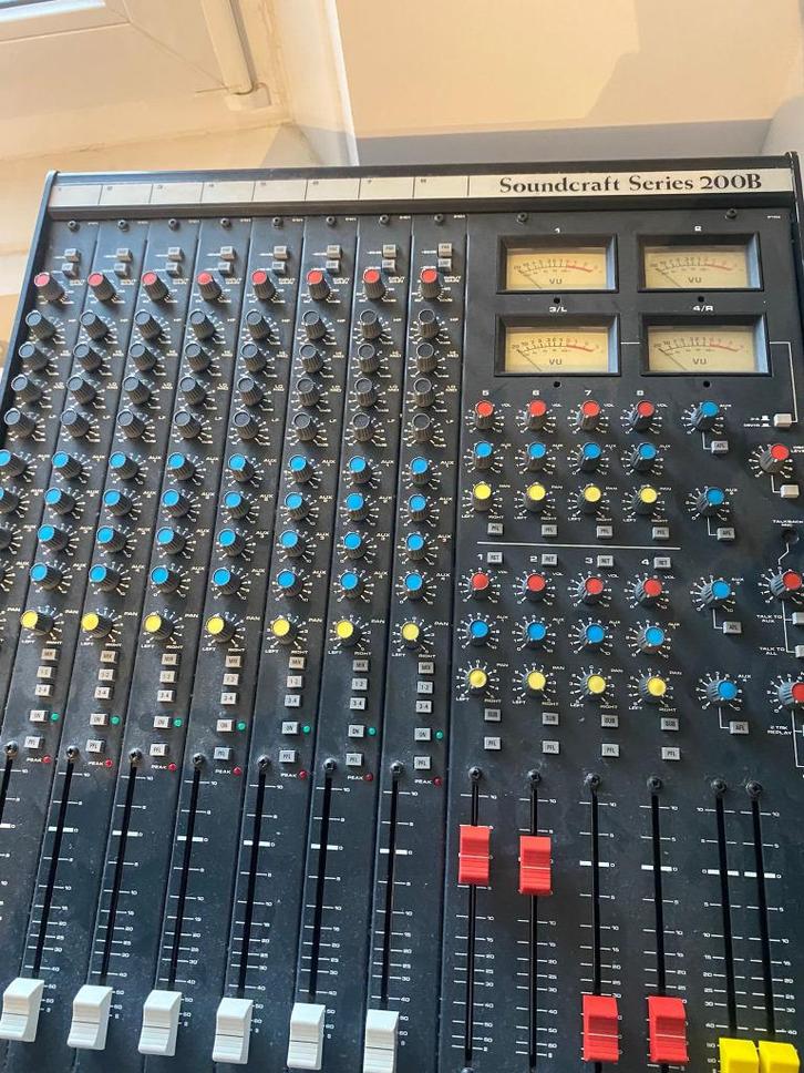 Soundcraft 200b (Modulair), Muziek en Instrumenten, Mengpanelen, Gebruikt, 10 tot 20 kanalen, Microfooningang, Ophalen