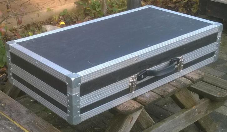 Flightcase 81 x 39 x 13 cm, Muziek en Instrumenten, Behuizingen en Koffers, Gebruikt, Overige instrumenten, Flightcase, Ophalen of Verzenden
