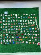 165 speldjes uit de jaren '60 en '70, Ophalen of Verzenden, Gebruikt, Overige onderwerpen, Speldje of Pin