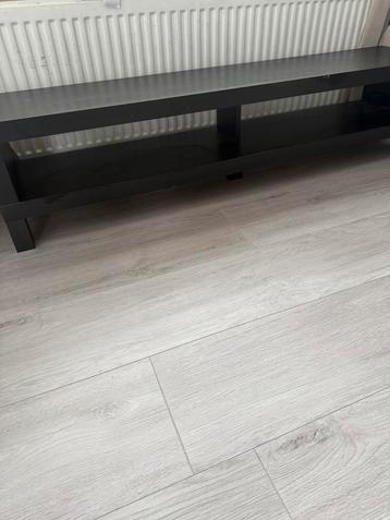 Tv kastje voor €25