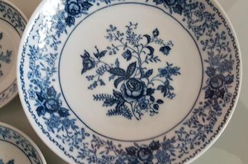 Petit four schaal en schaaltjes beschikbaar voor biedingen