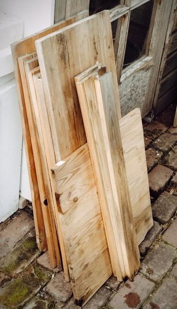 Gratis brandhout , gratis hout, gratis onbehandeld brandhout beschikbaar voor biedingen