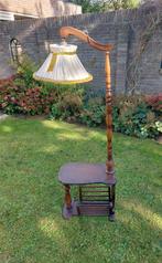 Vintage antieke staande lamp met krantenbak, Huis en Inrichting, Lampen | Vloerlampen, Ophalen, Zo goed als nieuw, 150 tot 200 cm