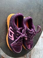 Hockey / Korfbal schoenen kunstgras maat 31, Sport en Fitness, Hockey, Ophalen, Zo goed als nieuw, Schoenen