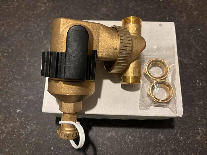 MBC Spirotrap vuilafscheider met magneet UE022WH, Doe-het-zelf en Verbouw, Geisers en Boilers, Nieuw, Onderdeel, Minder dan 20 liter