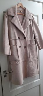 Hele gave imitatie lammy coat, Ophalen of Verzenden, Zo goed als nieuw, Maat 38/40 (M), Beige