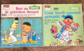Sesamstraat boekjes Bert en Ernie (2x) beschikbaar voor biedingen