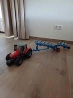 Bruder tractor + ploeg, Ophalen of Verzenden, Zo goed als nieuw