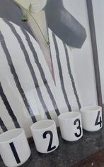 4 originele Design Letters espressokopjes, Ophalen of Verzenden, Zo goed als nieuw, Porselein, Overige stijlen