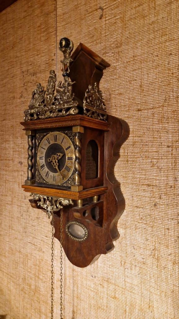 Antieke Friese Stoelklok, Antiek en Kunst, Antiek | Klokken, Ophalen of Verzenden