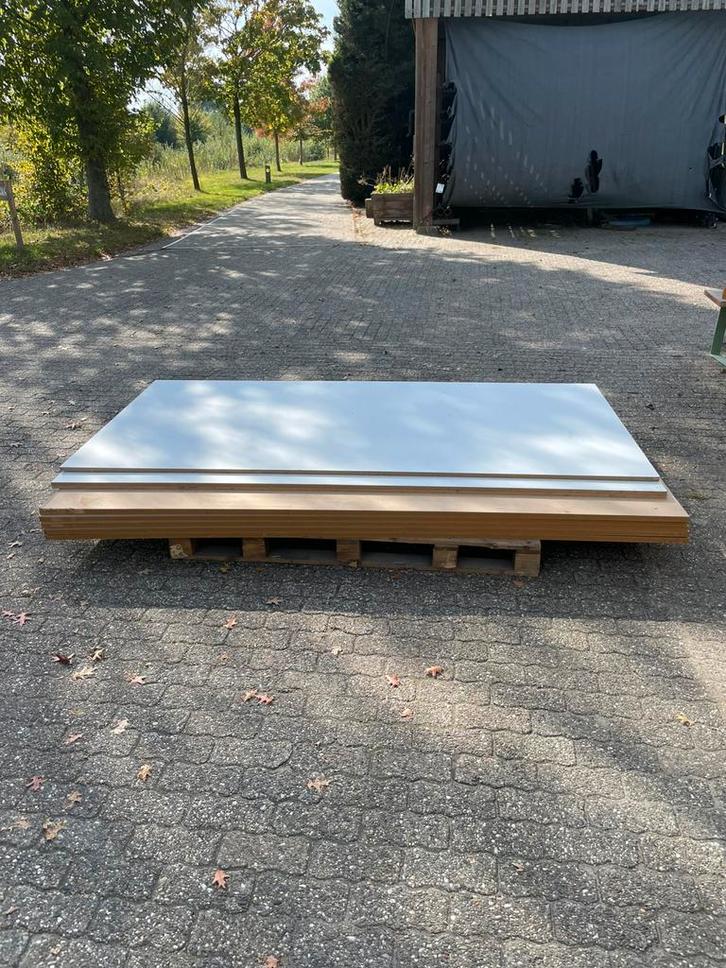 Medite MDF vochtwerend, Doe-het-zelf en Verbouw, Hout en Planken, Zo goed als nieuw, Overige typen, Overige houtsoorten, 200 tot 250 cm