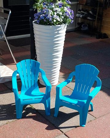 2 x Tuinstoel kind beschikbaar voor biedingen