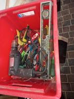 Bak gereedschap met boormachine, Doe-het-zelf en Verbouw, Gereedschap | Handgereedschap, Ophalen