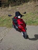 Piaggio zip nieuwstaat, Fietsen en Brommers, Scooters | Piaggio, Ophalen of Verzenden, Zo goed als nieuw, Benzine, Zip