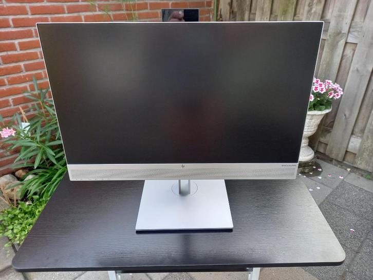 HP E243m 24 inch Monitor-Webam-Microfoon-Speakers, Computers en Software, Monitoren, 101 t/m 150 Hz, DisplayPort, Draaibaar, IPS