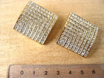 Oorclips vintage jaren 80! Vierkant strass goudkleur beschikbaar voor biedingen