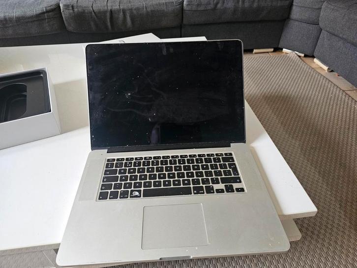 MacBook Pro 2015 - Defect Scherm, Computers en Software, Apple Macbooks, Niet werkend, MacBook Pro, 15 inch, 2 tot 3 Ghz, 256 GB
