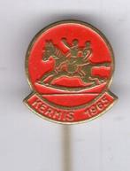 Kermis 1965 draaimolen rood op koper speldje ( W_222 ), Verzamelen, Speldjes, Pins en Buttons, Verzenden, Zo goed als nieuw, Transport