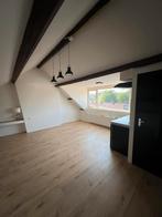 Studio per direct te huur in Breda, Huizen en Kamers, Breda
